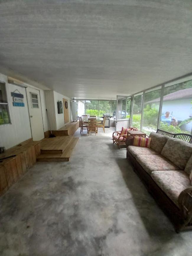 Stegbone'S Fish Camp And Resort Satsuma Екстер'єр фото