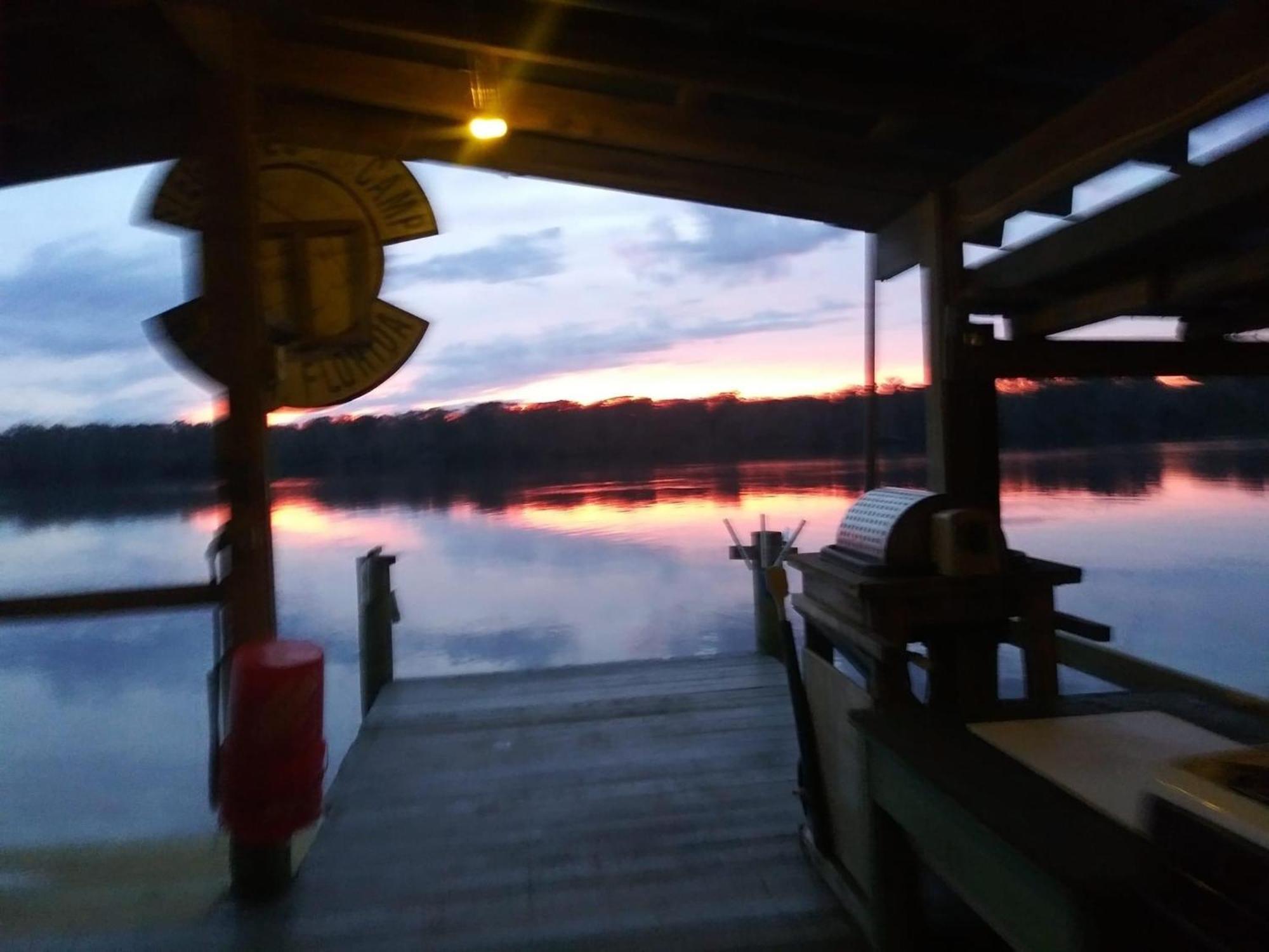 Stegbone'S Fish Camp And Resort Satsuma Екстер'єр фото