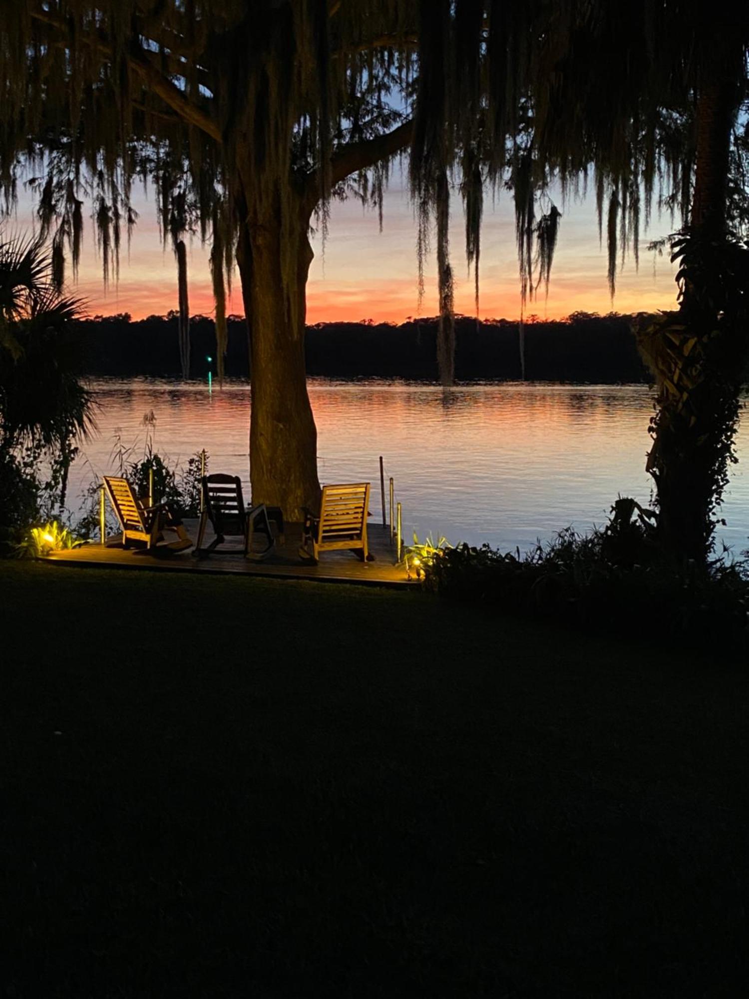 Stegbone'S Fish Camp And Resort Satsuma Екстер'єр фото